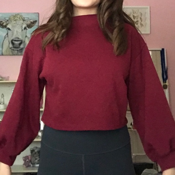 Cropped ROMWE Crewneck - Picture 3 of 3